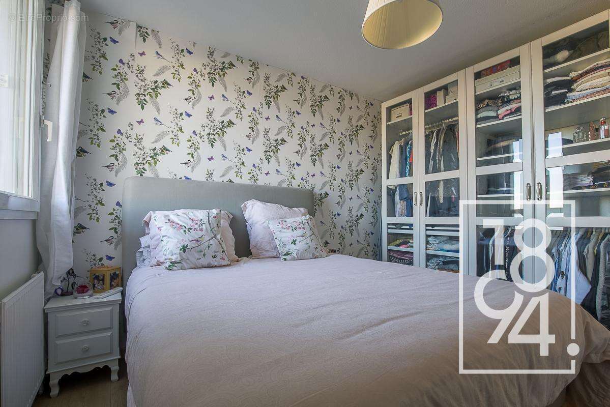Appartement à MARSEILLE-9E