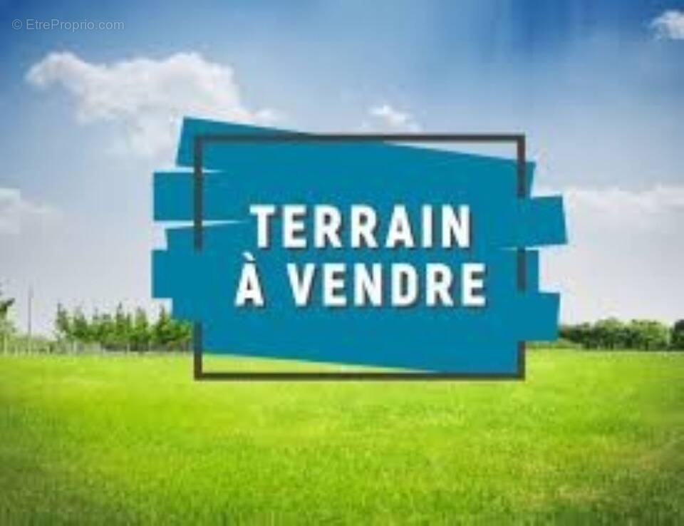 Terrain à GRENY