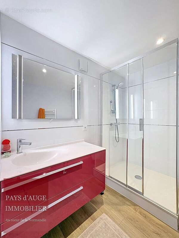 Maison à SAINT-GERMAIN-DE-LIVET