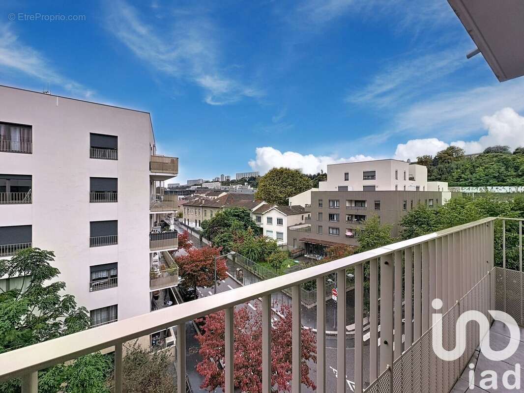 Photo 3 - Appartement à LYON-9E