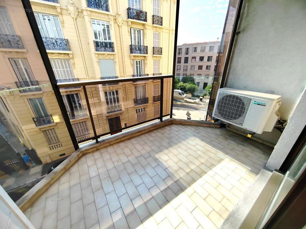 2 pieces  terrasse carre d'or - photo 3