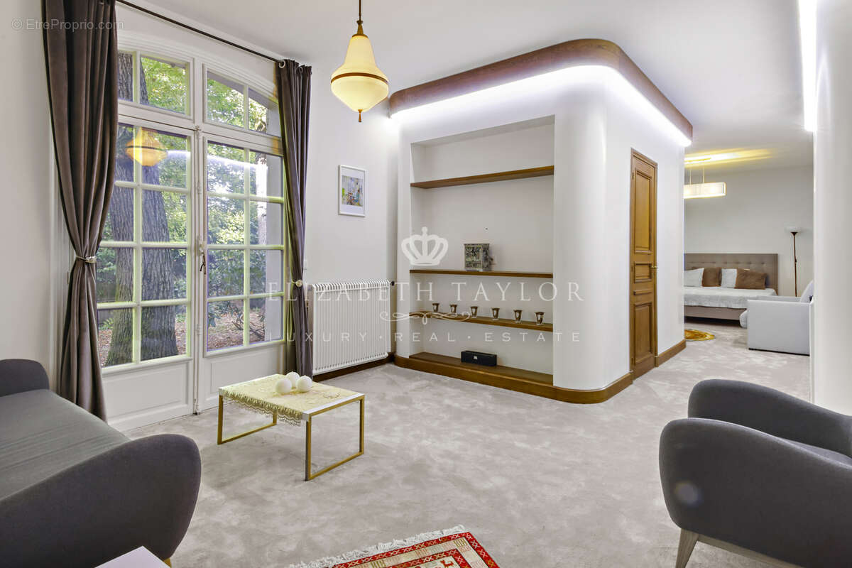 Maison à LE VESINET