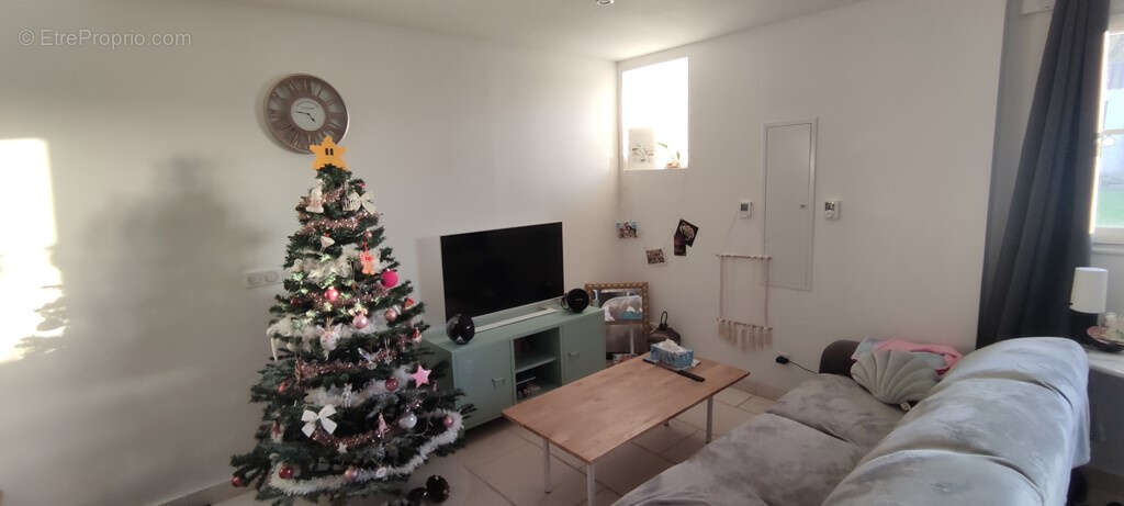 Maison à SAINTE-SOULLE