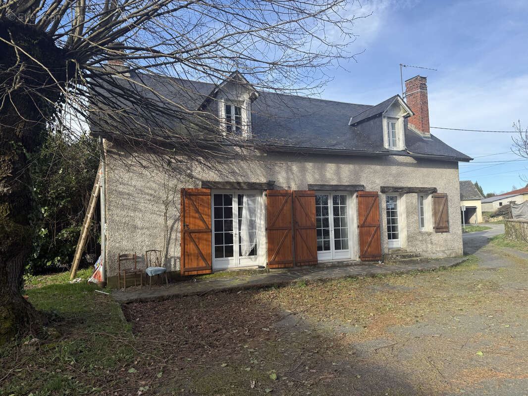 Maison à SAINT-SORNIN-LAVOLPS