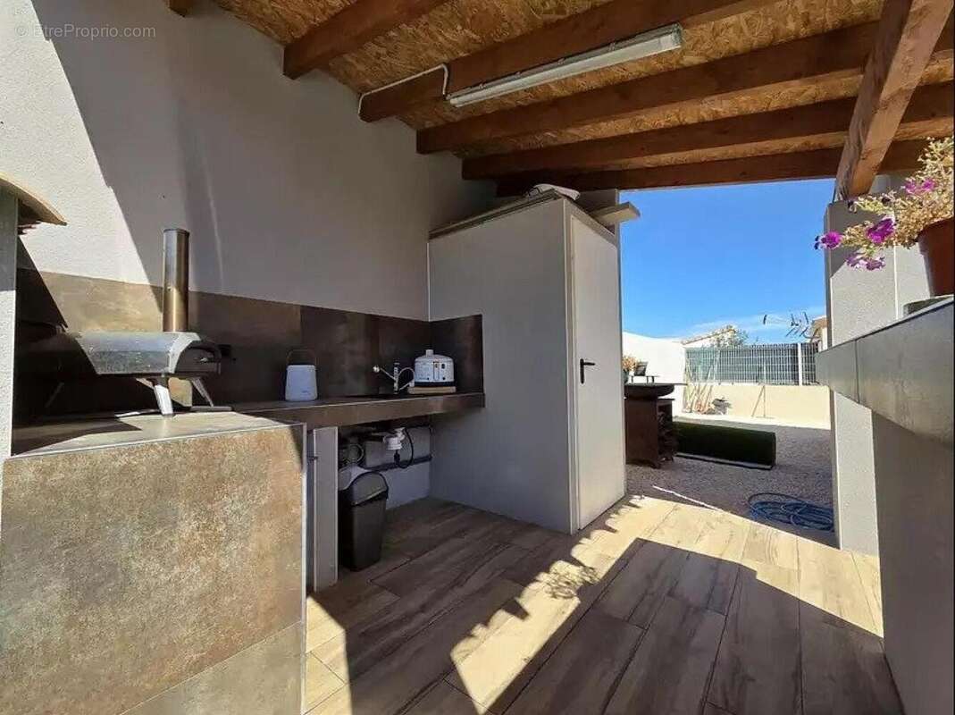 Maison 108 m² à Bize-Minervois  - photo 7