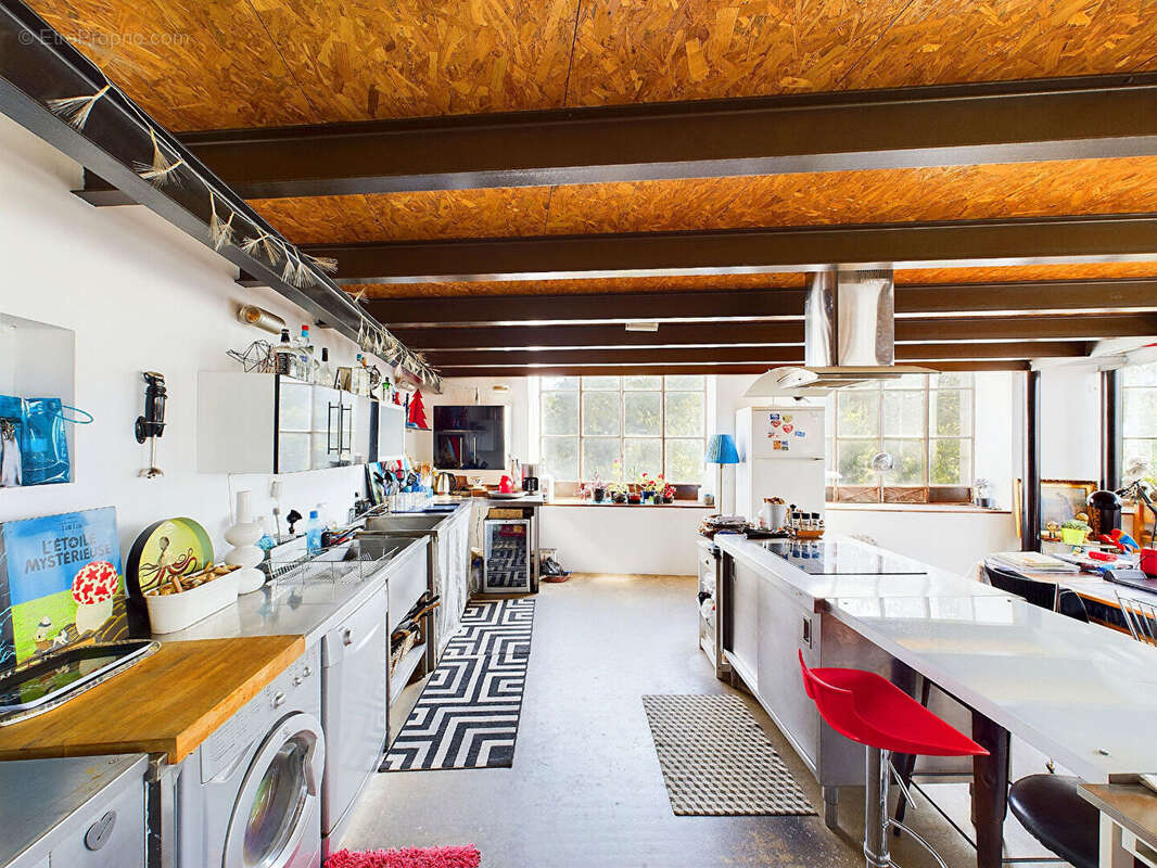 Maison à VILLENEUVE-DE-BERG