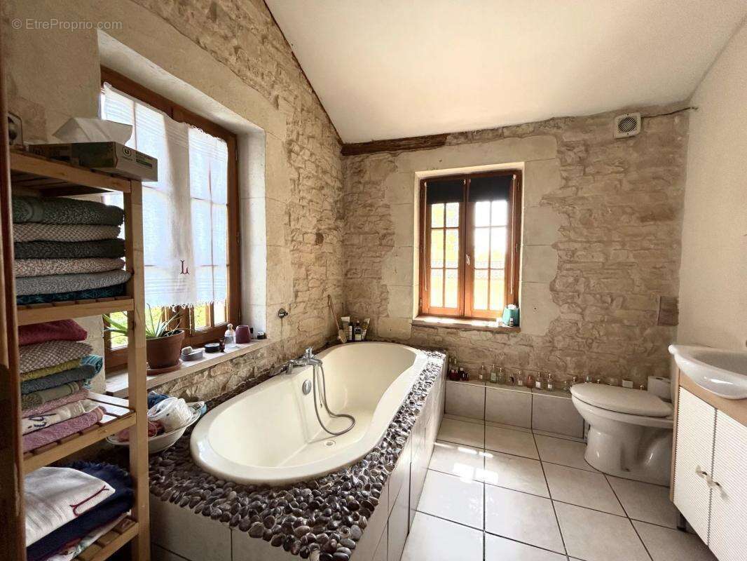 Maison à SAUZE-VAUSSAIS