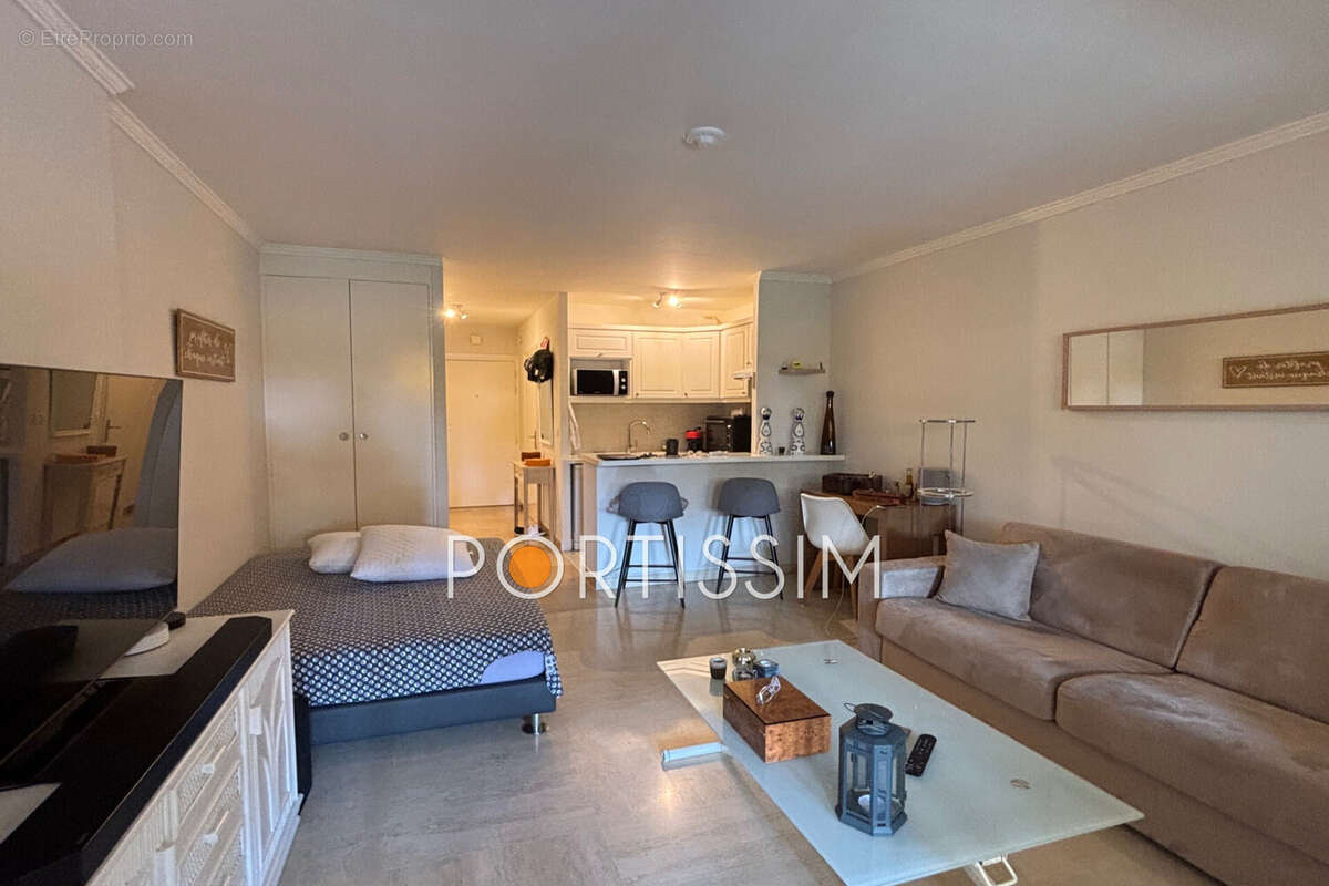 Appartement à CAGNES-SUR-MER