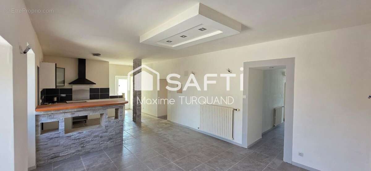 Photo 3 - Maison à MENOMBLET