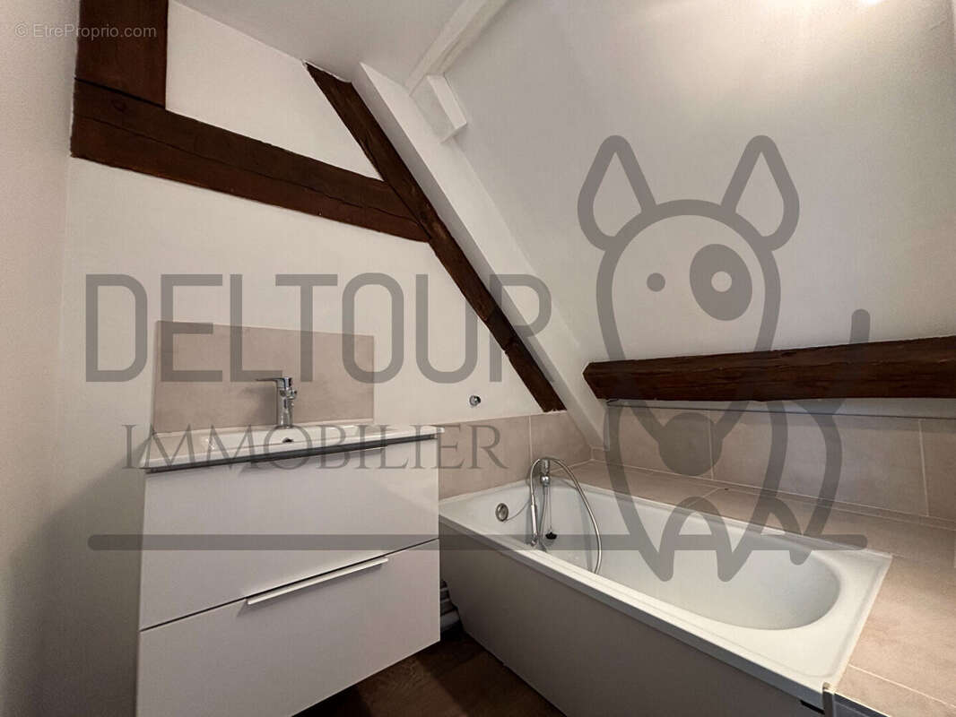 Appartement à FAREMOUTIERS
