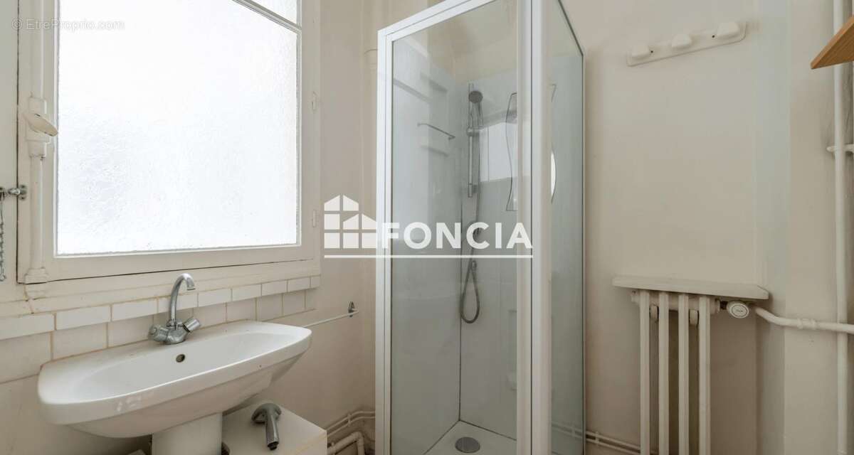 Appartement à PARIS-9E