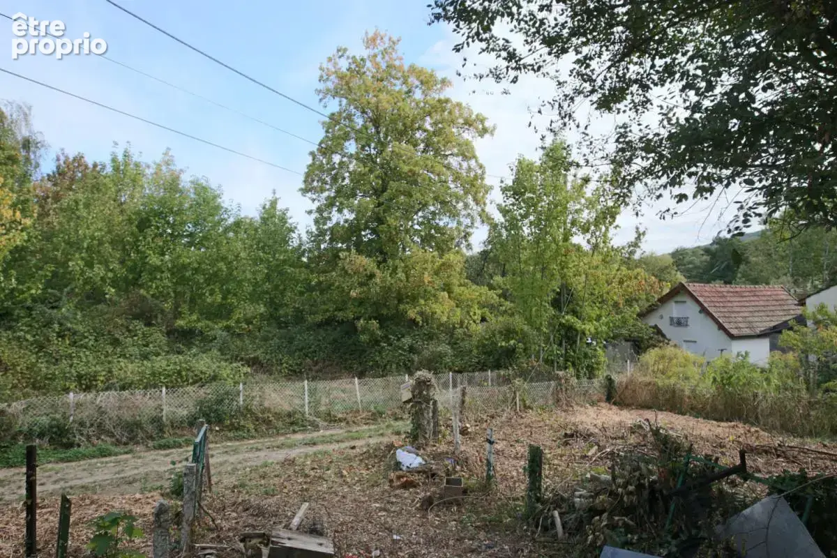 Petite maison à rénover entre coeur historique et plein campagne - photo 10
