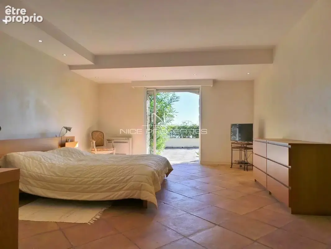 Villa Provençale avec vue mer panoramique à 15 minutes du centre de Cannes. - photo 31