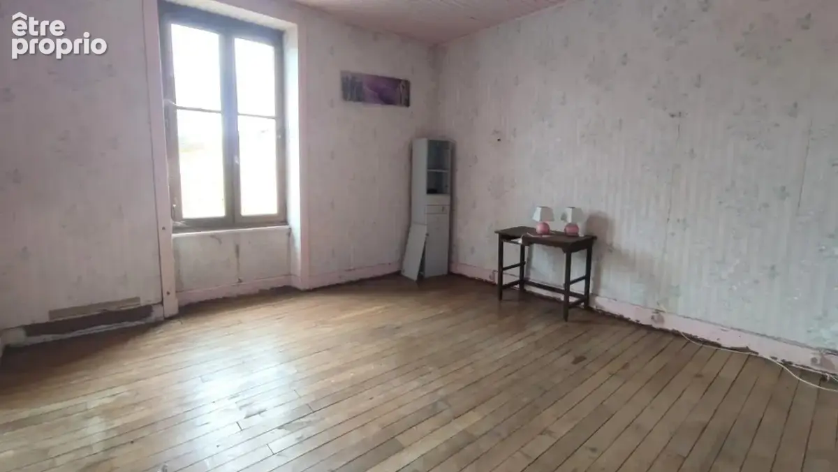 Ensemble immobilier en pierre avec terrain attenant de 5067m2 Soursac 19550 - photo 12