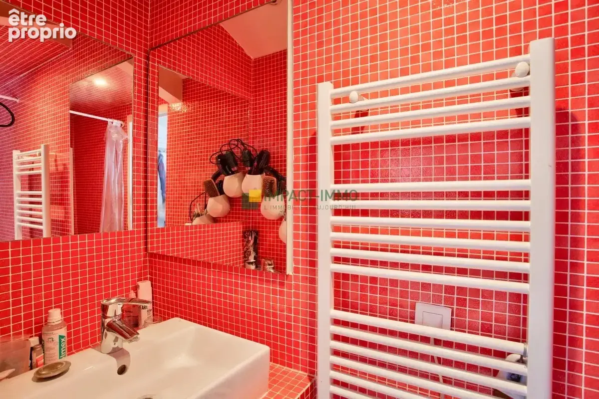 Maison familiale pleine de charme avec séjour de 37 m², jardin et pergola plein sud : un bien rare à Colombes ! - photo 14