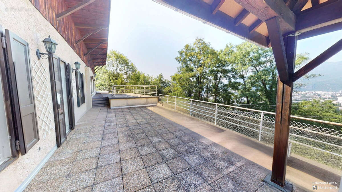 Maison à SAINT-MARTIN-LE-VINOUX