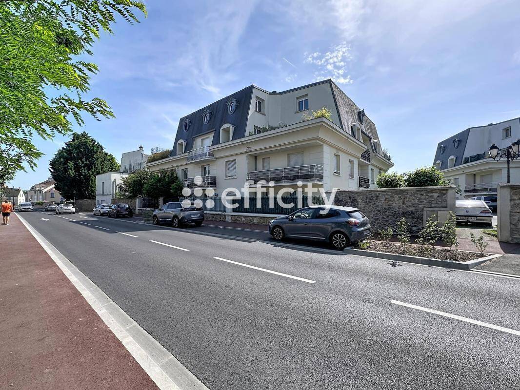 Appartement à LA QUEUE-EN-BRIE
