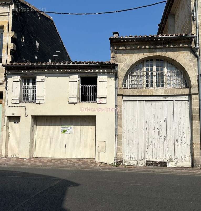 Maison à COUTRAS