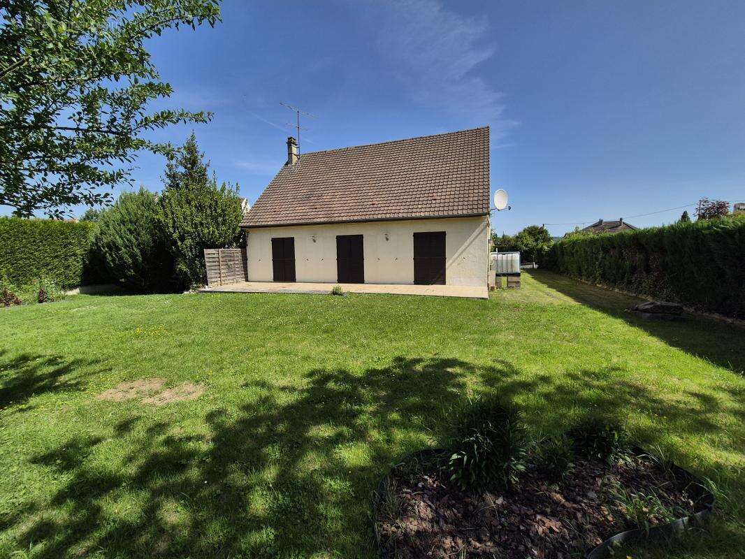 Maison à MERCIN-ET-VAUX