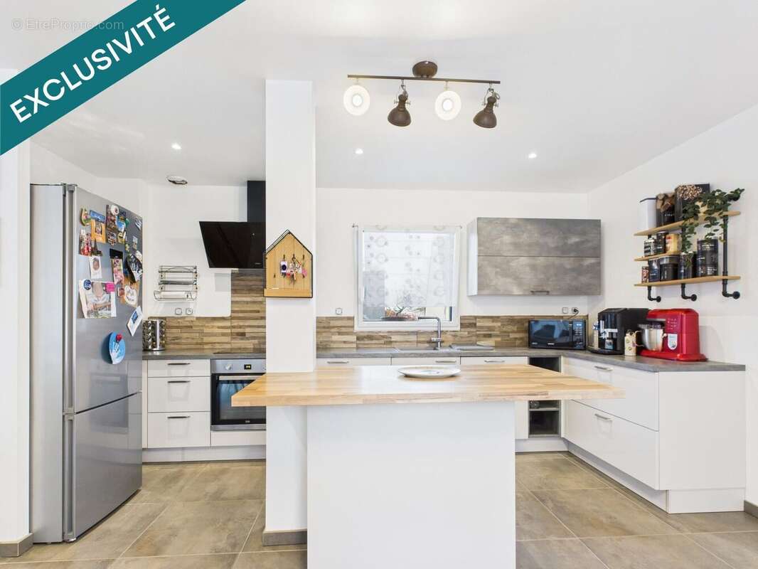 Photo 3 - Maison à SAINT-MARTIN-DES-CHAMPS