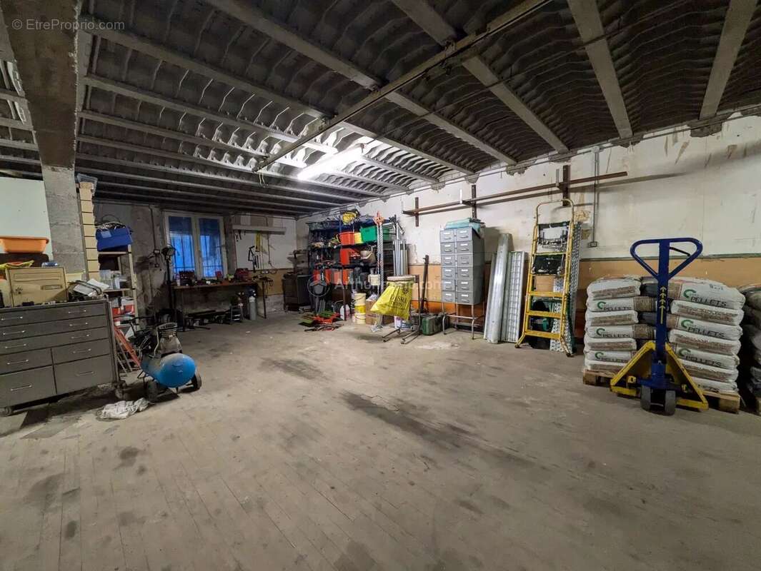 Maison à NEUFCHATEAU