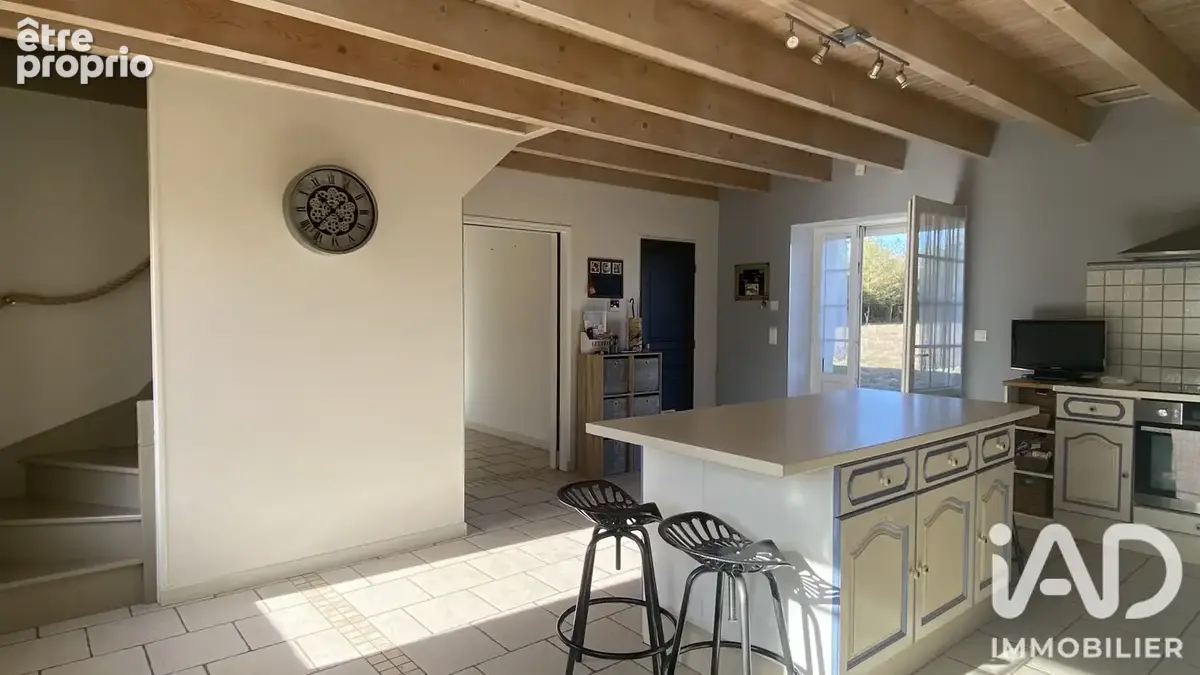 Photo 1 - Maison à SAINT-PIERRE-D'AMILLY