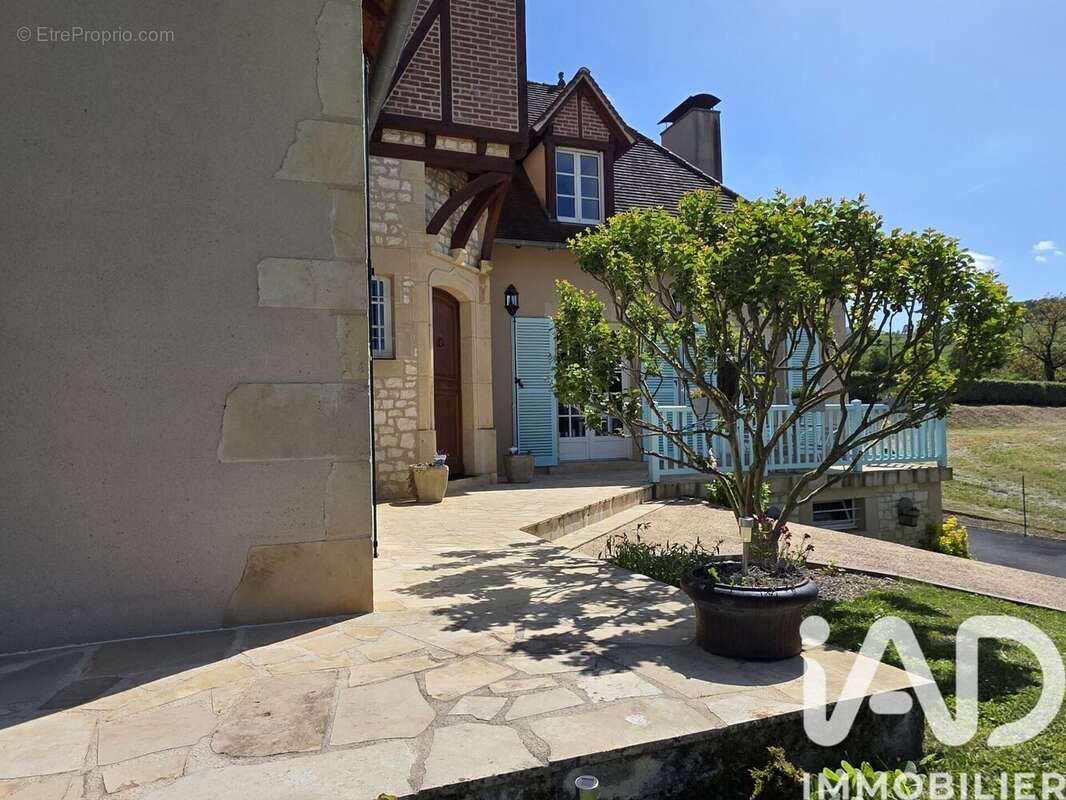 Photo 3 - Maison à SAINT-CERE
