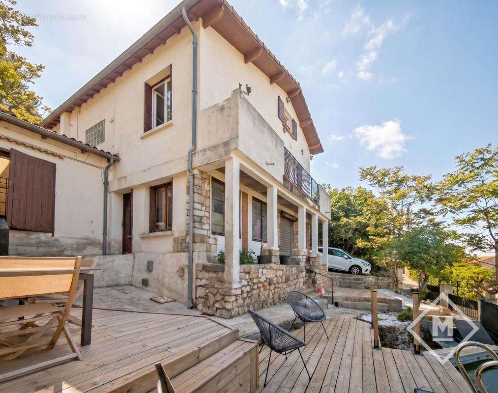 Vente Maison T4  125m², vue panoramique  Marseille 13011 : Opportunité à Saisir - photo 7