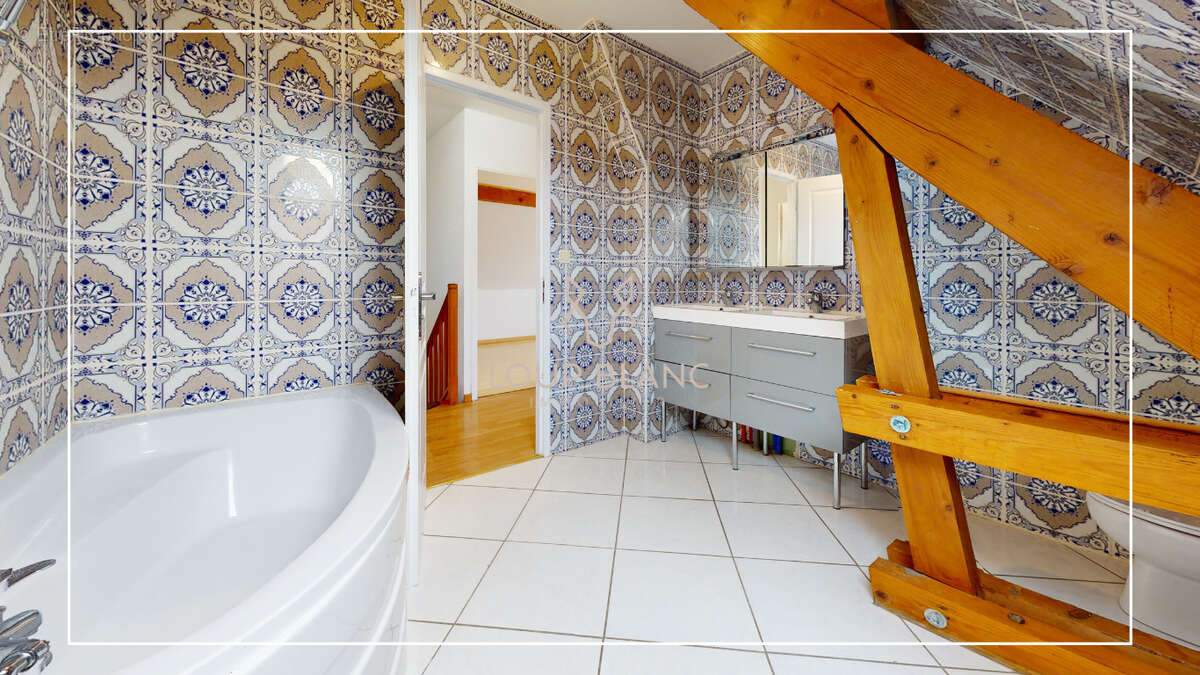 Maison à CHAMPAGNEY