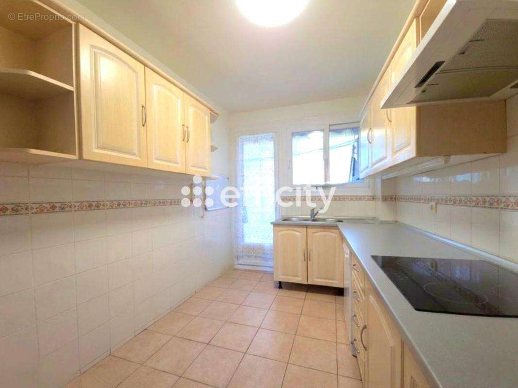 Appartement à MARSEILLE-10E