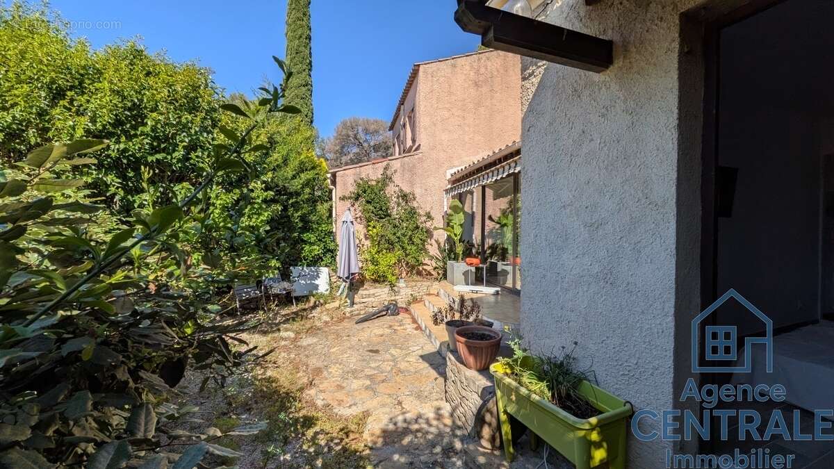 Maison 77 m² à La Ciotat  - photo 9