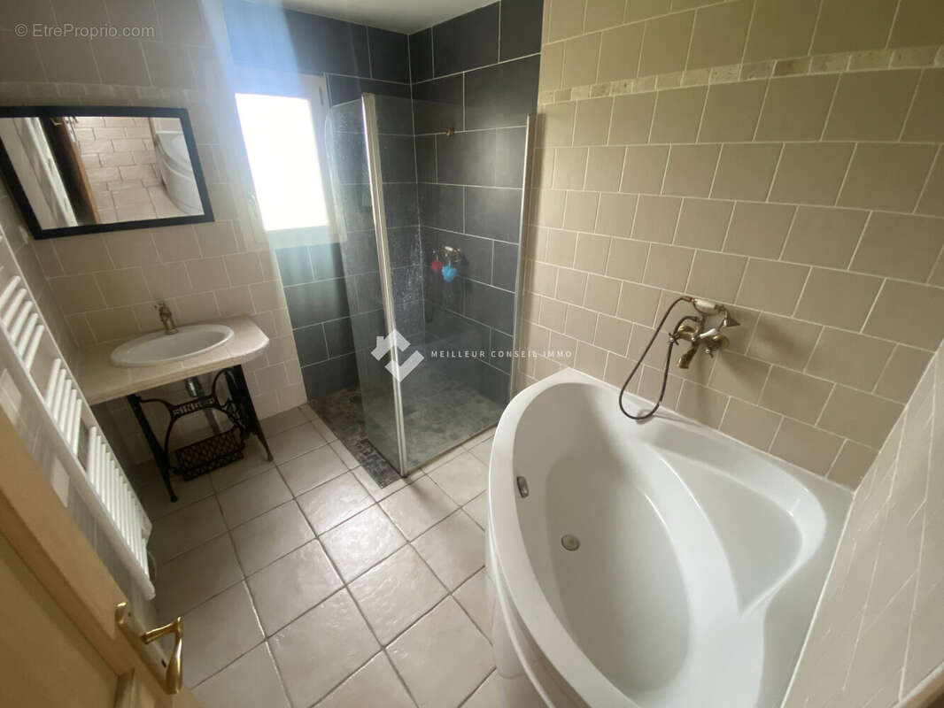 Maison 145 m² à Sevres-Anxaumont  - photo 4