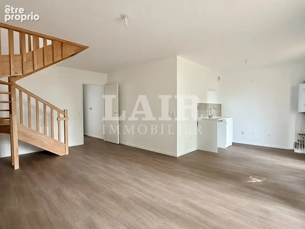 Maison neuve avec jardinet et garage - Réf 15393 - photo 3