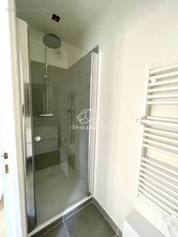 Appartement à TASSIN-LA-DEMI-LUNE