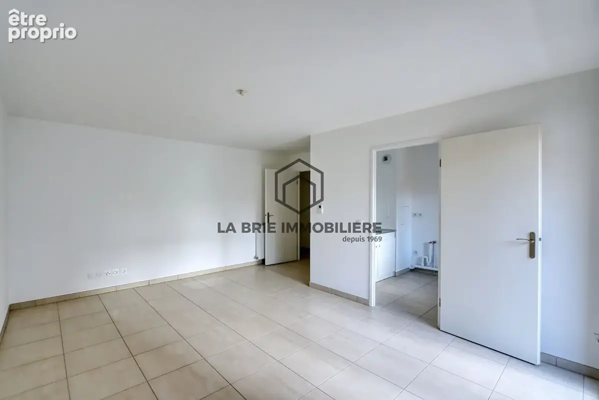 Appartement 4 pièces 80 m² à vendre à Juvisy-Sur-Orge (91260) - photo 2