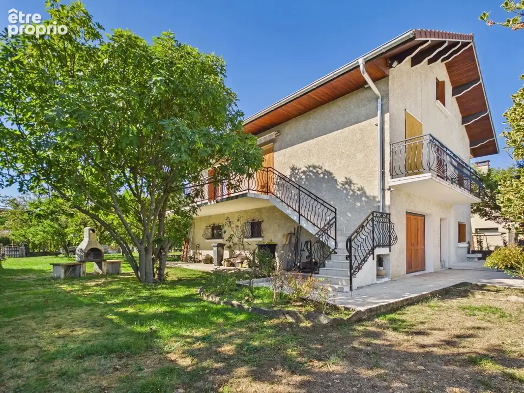 Maison 7 pièces 180 m² à vendre à Izeaux (38140) - photo 3