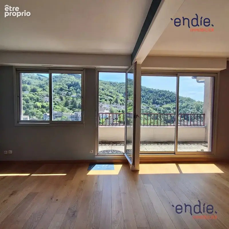 Appartement 5 pièces 87 m² à vendre à Thiers (63300) - photo 8