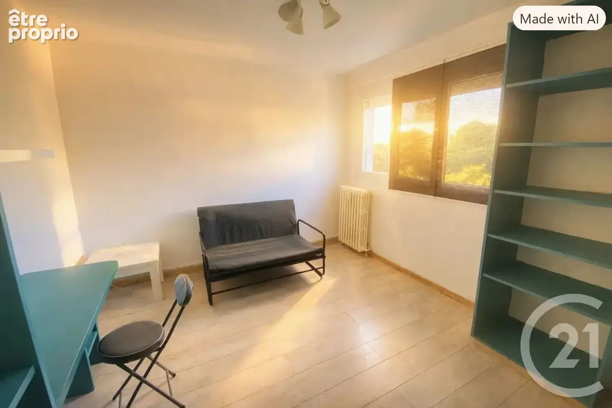 Appartement 4 pièces 70 m² à vendre à Toulon (83200) - photo 7