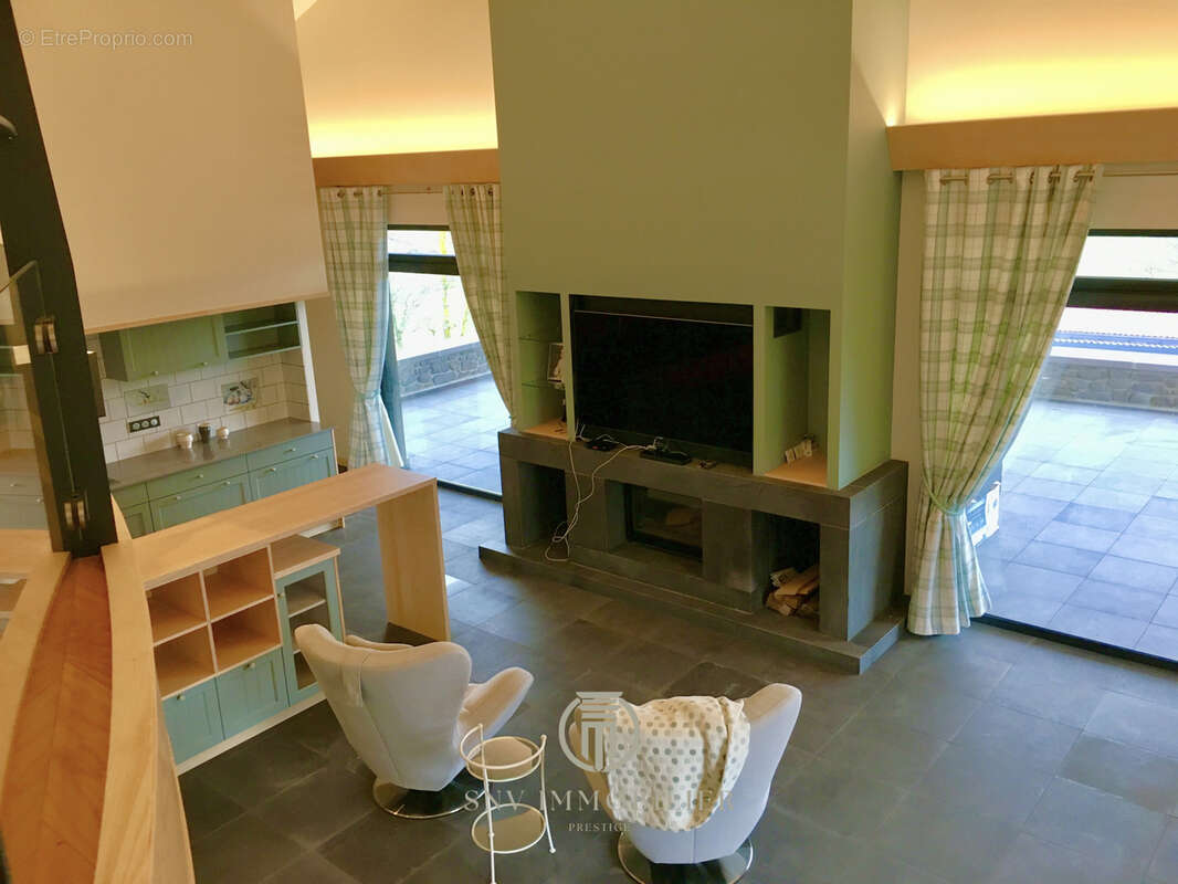 Maison à SAINT-FLOUR