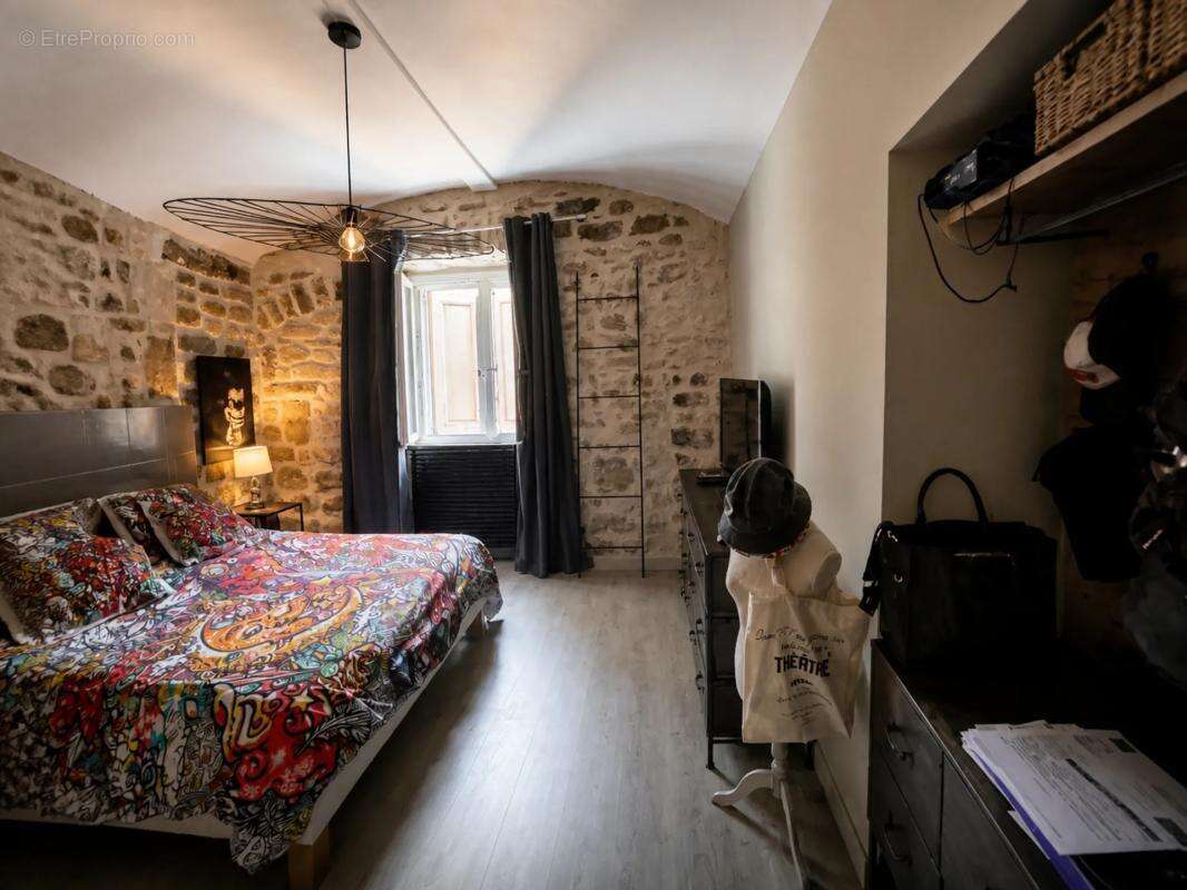 Maison de 10 pièces de 196 m² à Saint-Paul-le-Jeune - photo 33