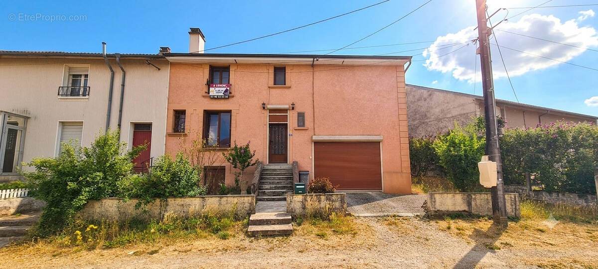 Maison à ESNES-EN-ARGONNE