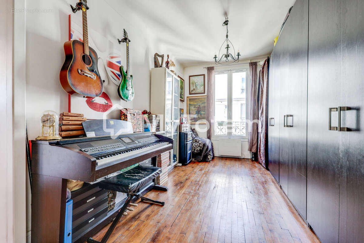 Appartement à CLICHY