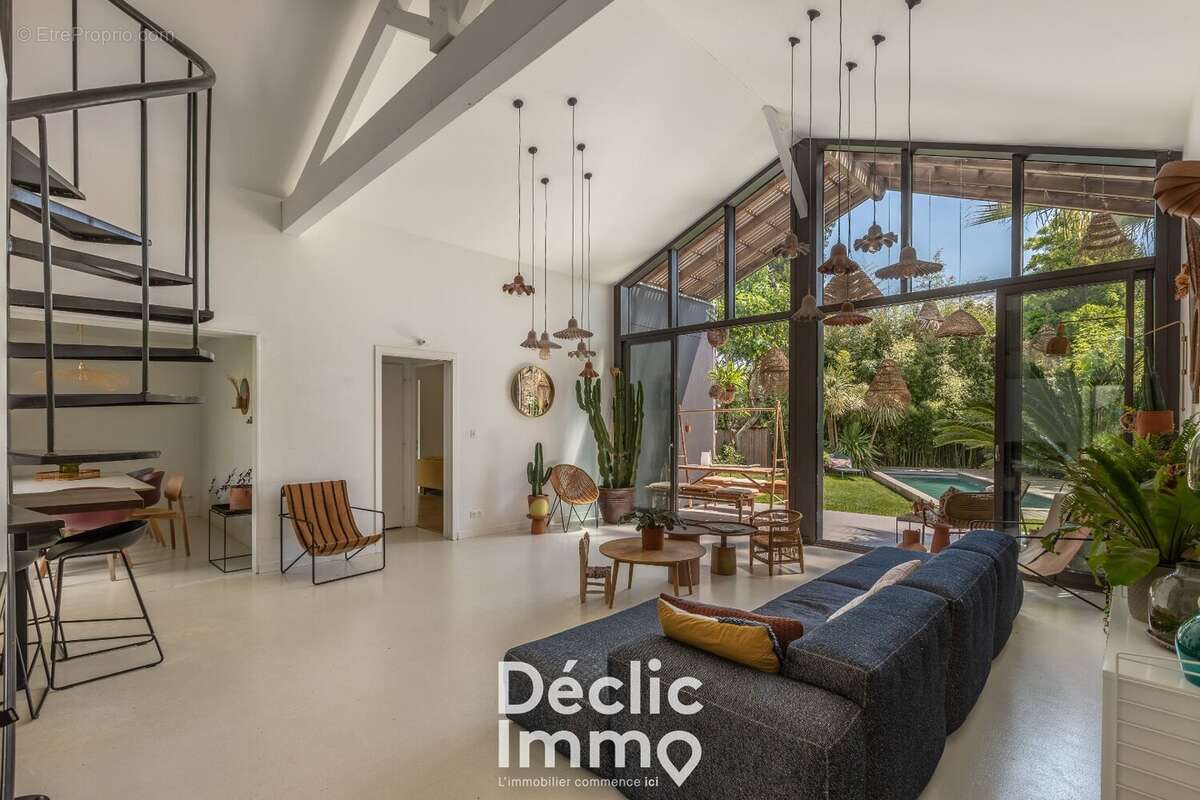 Maison à CARIGNAN-DE-BORDEAUX