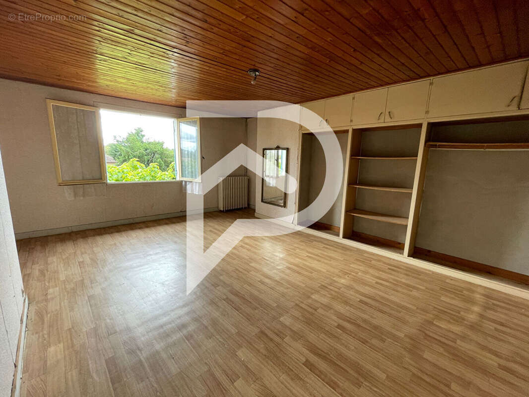 Maison Sablons 5 pièces 150 m2 - photo 5