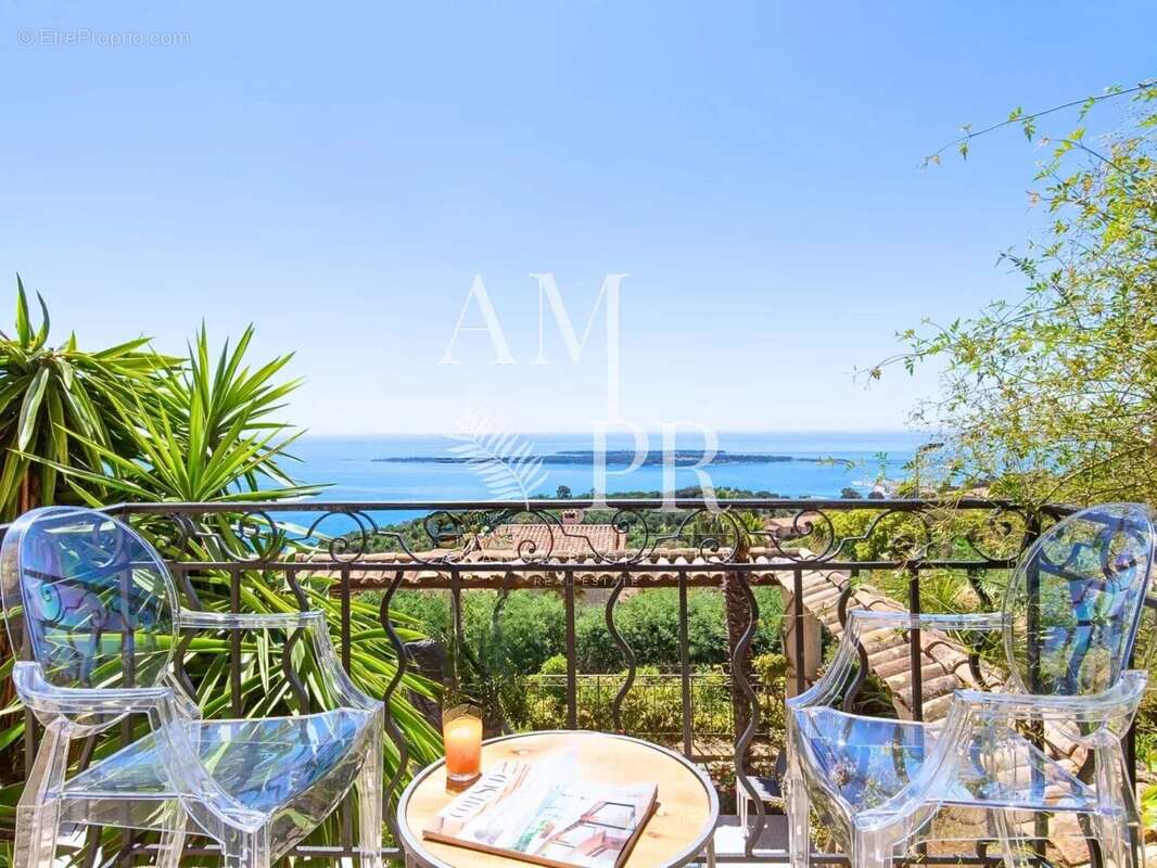 Gros potentiel- proprieté de charme vue mer panoramique - photo 5