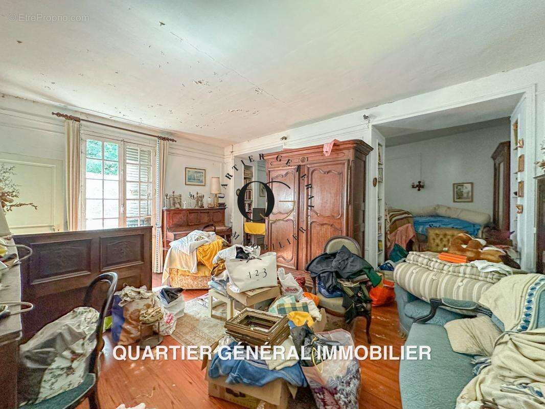 Maison à IVRY-LE-TEMPLE