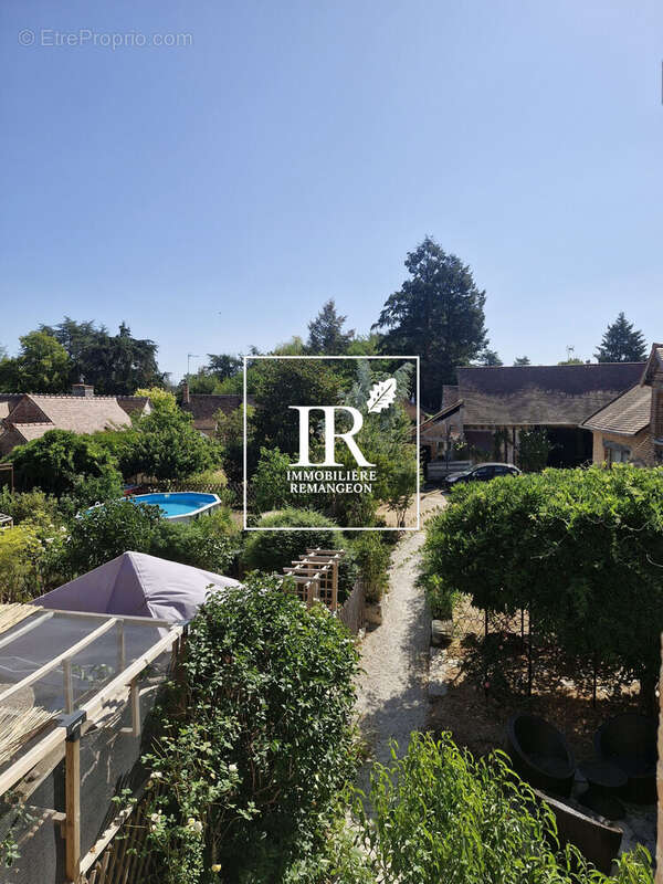 Maison 643 m² à Chaumont-Sur-Tharonne  - photo 4