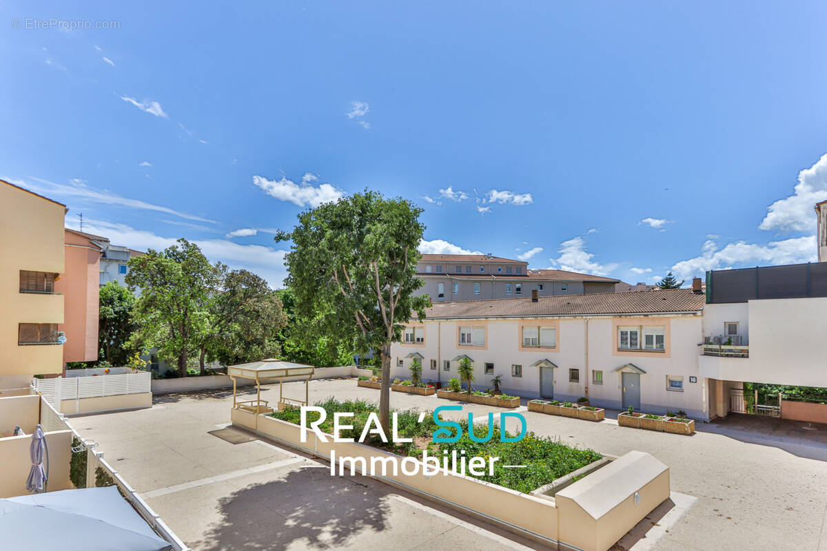Appartement à MARSEILLE-8E