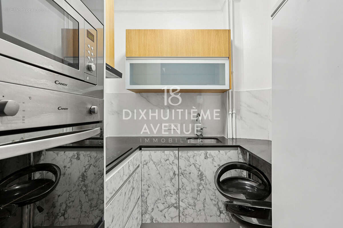 Appartement à PARIS-18E