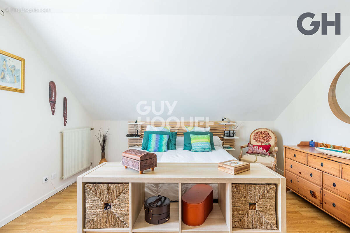 Maison à SOISY-SUR-SEINE